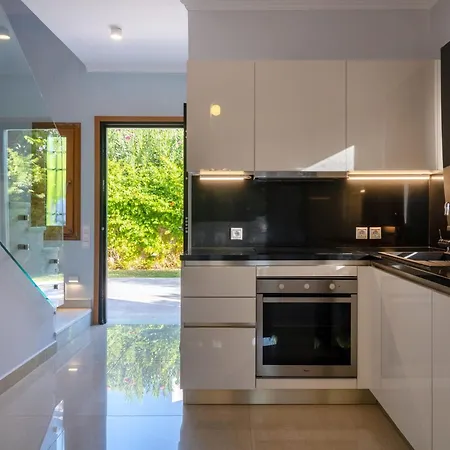 9br Luxury Living - What'app - 0049-1521-4658-810 - For Reservations! *