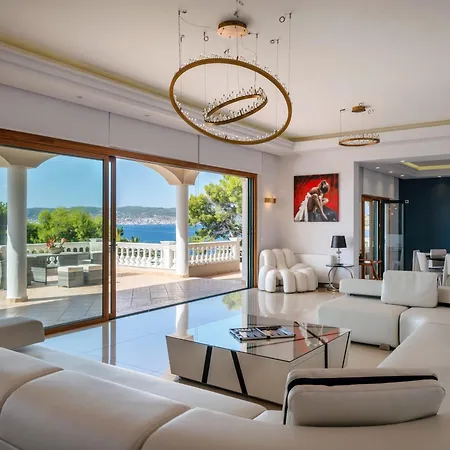 9br Luxury Living - What'app - 0049-1521-4658-810 - For Reservations! Villa Karafotaíika